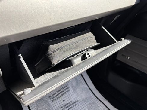 Used 2013 Ford F150 Raptor w/ Luxury Equipment Group image 21