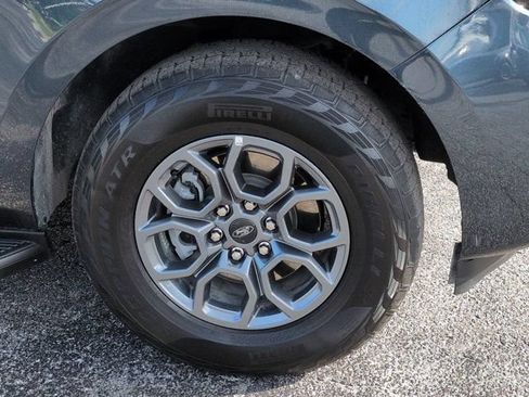 Used 2025 Ford Expedition Active RWD image 10
