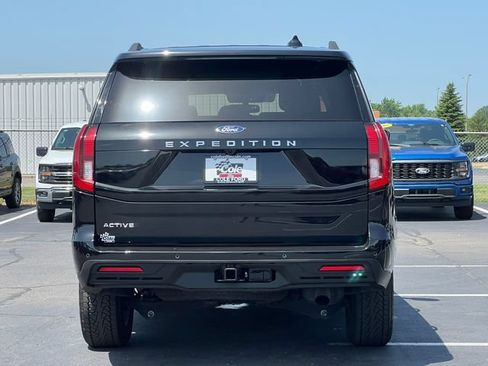 Certified 2025 Ford Expedition Active AWD/4WD image 53