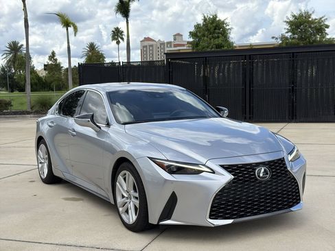 Used 2023 Lexus IS 300 w/ Comfort Package RWD image 12