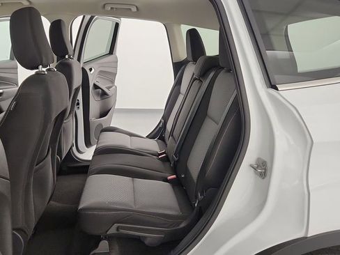 Used 2019 Ford Escape SE FWD image 25