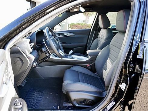 Certified 2024 Dodge Hornet R/T w/ Tech Pack w/o Parking image 14