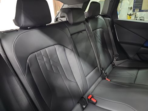 Certified 2025 BMW X3 xDrive30i w/ M Sport Package image 13