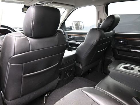 Used 2015 RAM 1500 Laramie w/ Convenience Group image 32