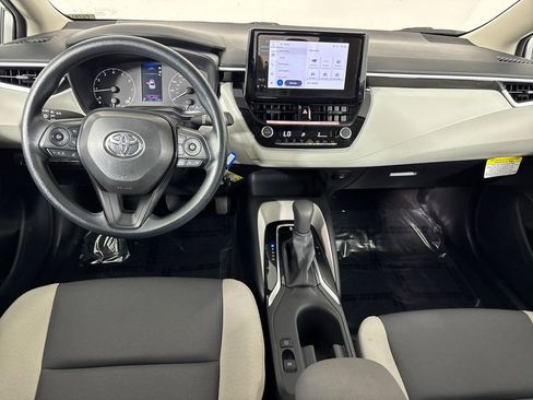 Certified 2025 Toyota Corolla LE image 26