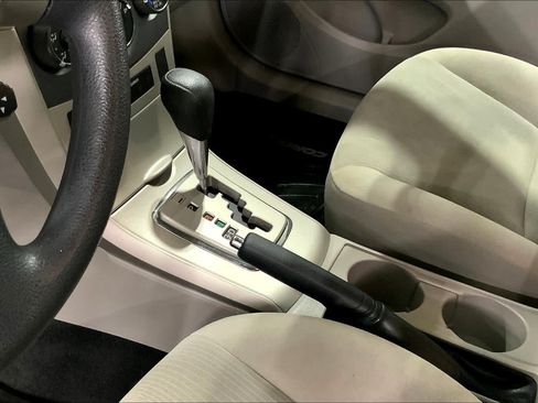 Used 2012 Toyota Corolla LE FWD image 15