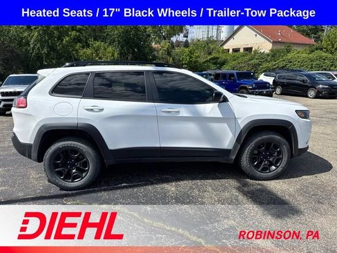 Used 2022 Jeep Cherokee Latitude w/ Trailer Tow Group AWD/4WD image 7