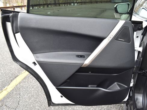 Used 2022 BMW iX xDrive50 w/ Premium Package image 28