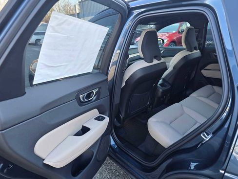 New 2026 Volvo XC60 B5 Plus w/ Climate Package image 15