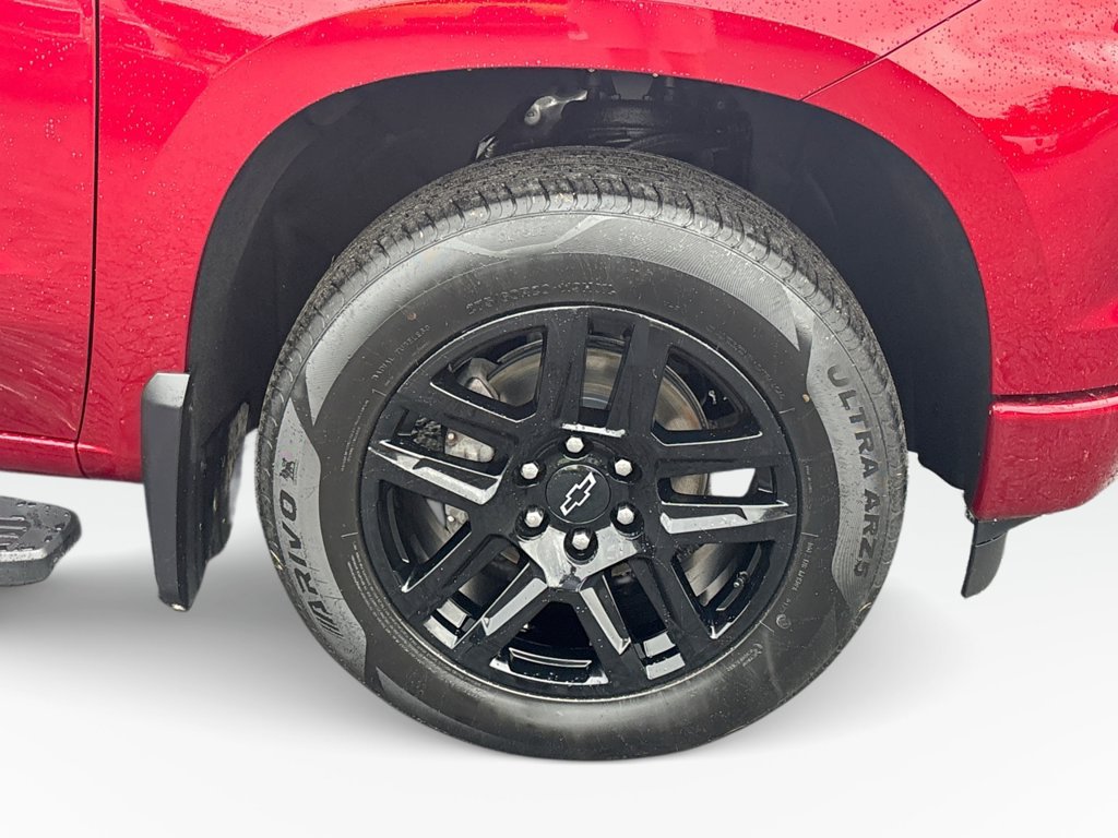 Used 2024 Chevrolet Silverado 1500 RST AWD/4WD image 12