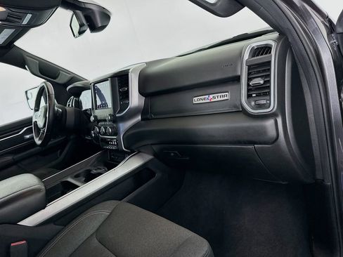 Used 2019 RAM 1500 Big Horn image 28