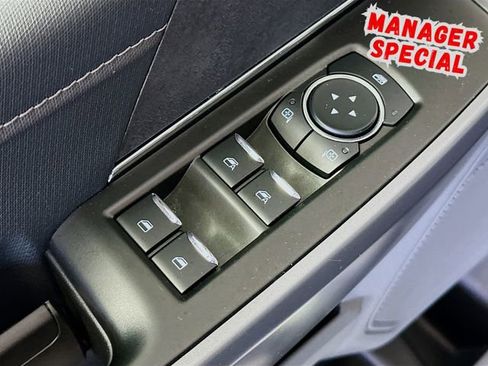 Used 2025 Ford F150 XLT w/ Equipment Group 301A Standard RWD image 19