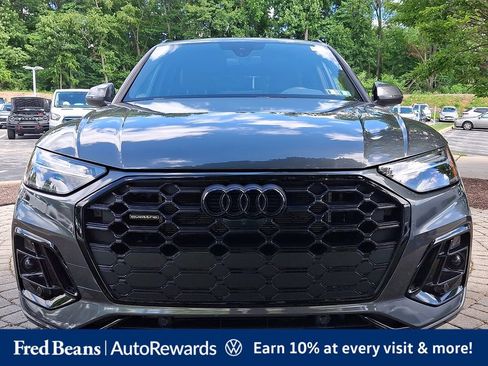 Used 2024 Audi Q5 e Premium Plus w/ Premium Plus Package AWD/4WD image 2