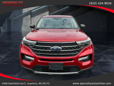 Used 2020 Ford Explorer XLT w/ Equipment Group 202A image 3