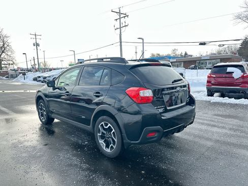 Used 2017 Subaru Crosstrek 2.0i Premium w/ Moonroof Package image 11