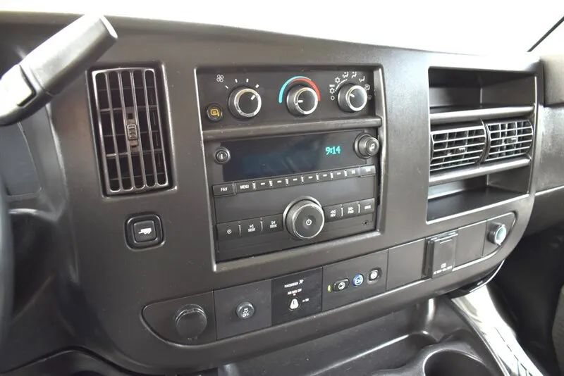 Used 2021 Chevrolet Express 2500 Extended w/ Driver Convenience Package RWD image 19