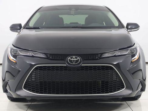 Used 2022 Toyota Corolla XLE image 43