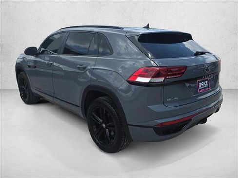 Used 2023 Volkswagen Atlas Cross Sport SEL R-Line AWD/4WD image 3
