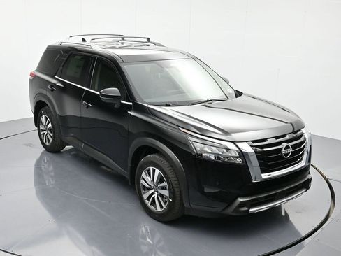 New 2025 Nissan Pathfinder SL image 32