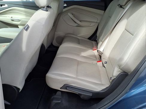 Used 2018 Ford Escape SE image 13