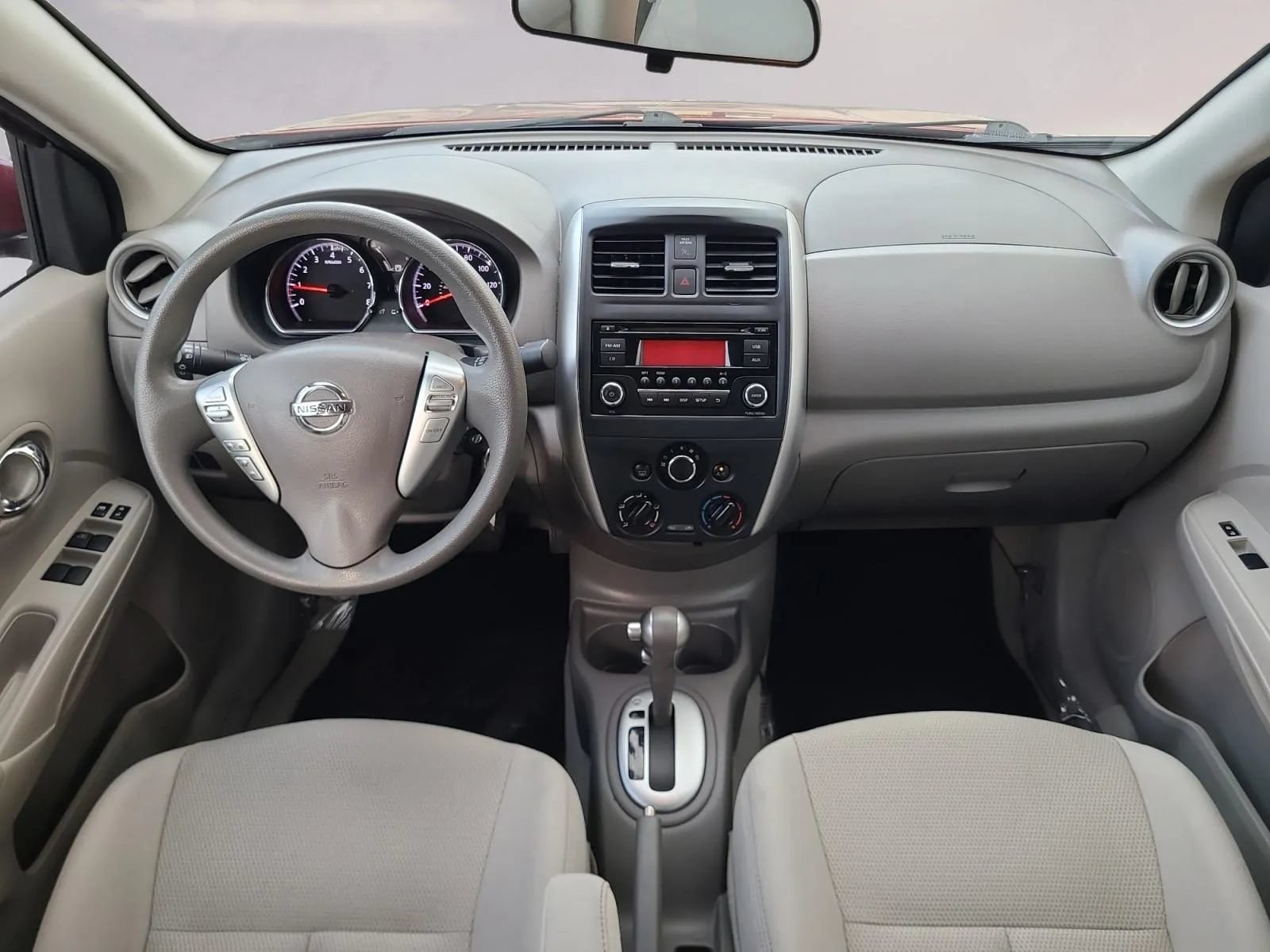 Used 2016 Nissan Versa SV w/ SV Appearance Package FWD image 16