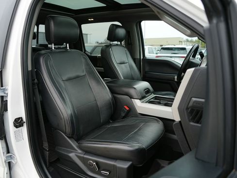 Used 2019 Ford F450 Lariat w/ Lariat Value Package image 26