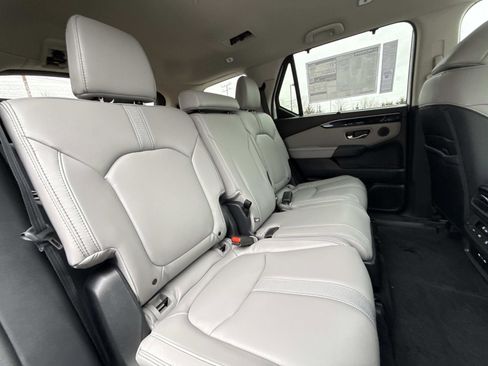 New 2025 Honda Pilot EX-L image 15