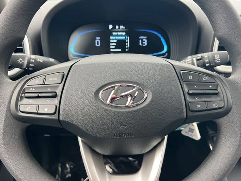 New 2026 Hyundai Venue SE image 22