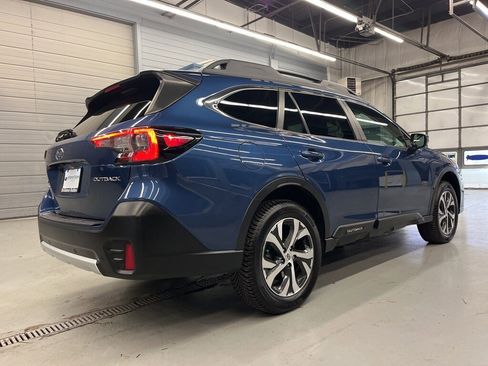 Certified 2022 Subaru Outback Limited image 7