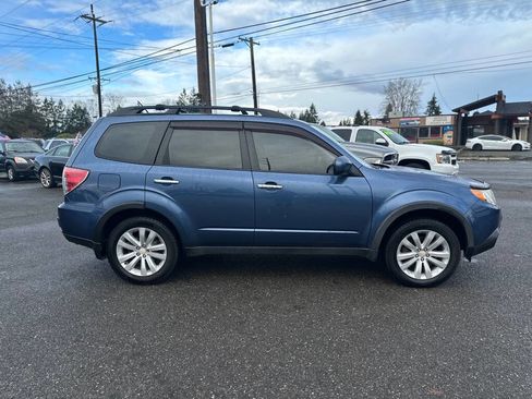 Used 2012 Subaru Forester 2.5X Limited image 5