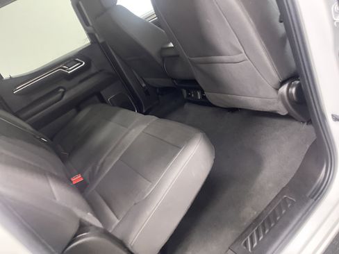 Used 2025 Chevrolet Silverado 1500 LT image 21