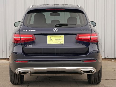 Used 2019 Mercedes-Benz GLC 350e 4MATIC w/ Premium Package image 50