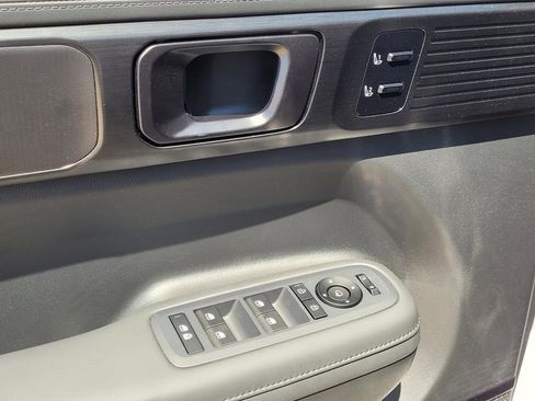 Certified 2025 Hyundai Santa Fe Calligraphy image 11