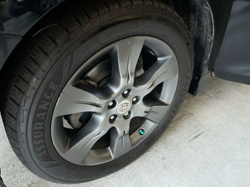 Used 2015 Toyota Sienna SE FWD image 10