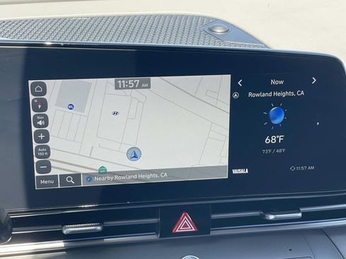 Certified 2024 Hyundai Elantra SEL FWD image 10
