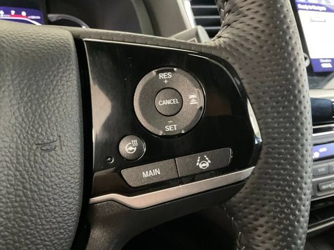 Used 2023 Honda Passport Elite image 14