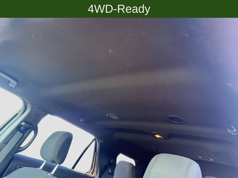 Used 2018 Ford Explorer XLT AWD/4WD image 24