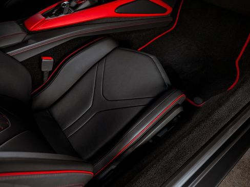 Used 2024 Lamborghini Revuelto AWD/4WD image 32