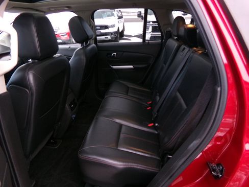 Used 2013 Ford Edge Limited image 34