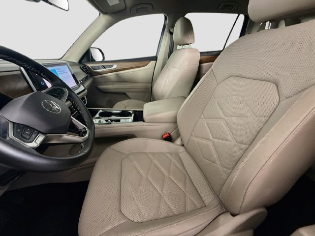 Used 2026 Volkswagen Atlas SE FWD image 21