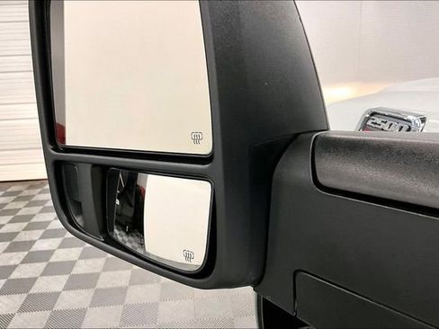 Used 2024 RAM 2500 Big Horn AWD/4WD image 37