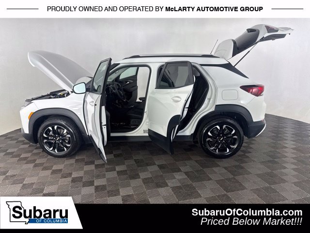 Used 2023 Chevrolet TrailBlazer LT FWD image 12