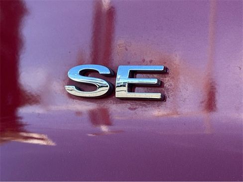 Used 2018 Ford EcoSport SE image 22