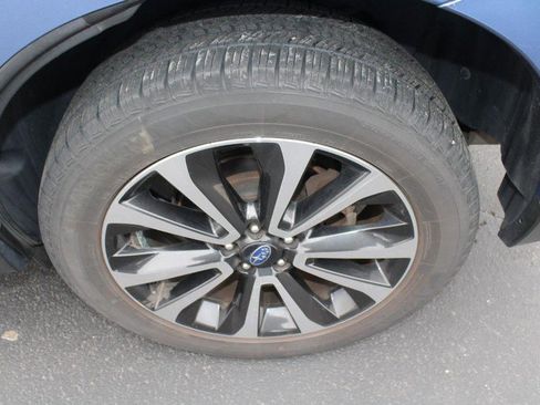 Used 2017 Subaru Forester 2.0XT Touring image 8