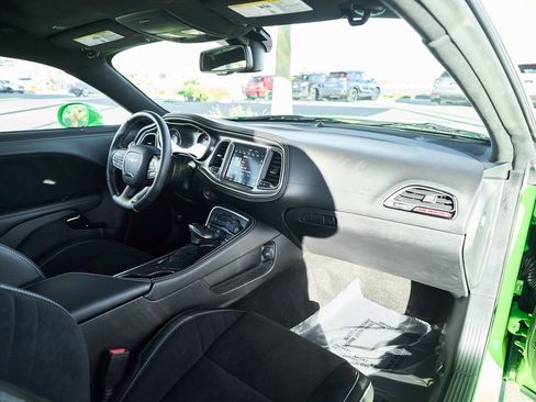 Used 2023 Dodge Challenger SRT Hellcat image 25