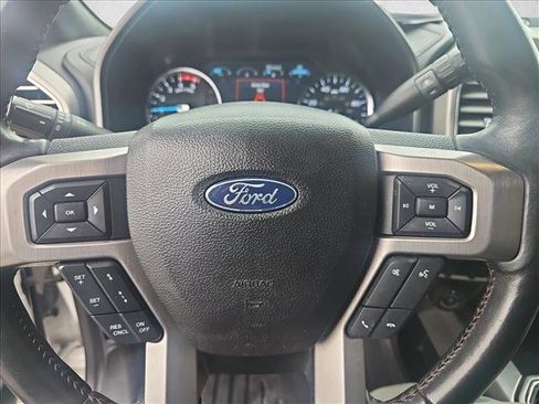 Used 2021 Ford F350 Platinum image 25
