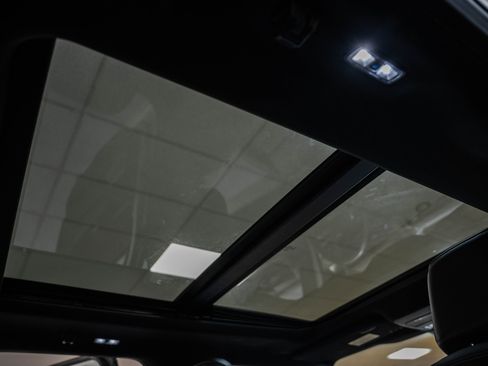 Certified 2023 Ford F150 Lariat w/ Equipment Group 502A High image 43