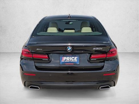 Used 2023 BMW 530i xDrive w/ Premium Package AWD/4WD image 7