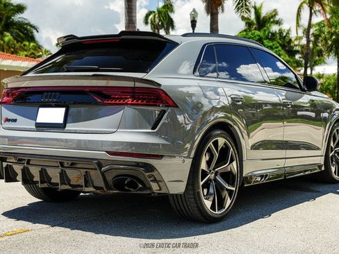 Used 2024 Audi RS Q8 AWD/4WD image 6