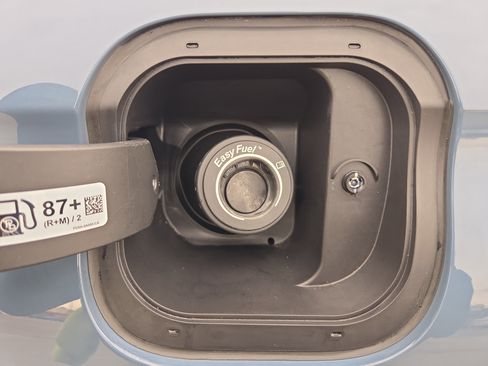 Used 2023 Lincoln Corsair Reserve w/ Equipment Group 201A image 21